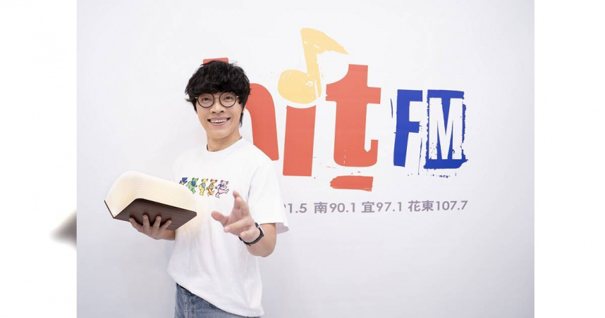 盧廣仲推出新專輯《HeartBreakFast 傷心早餐店》。（圖／Hit Fm聯播網提供）