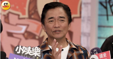 吳宗憲被問謝侑芯相關的命案時神情凝重。(圖/侯世駿攝)