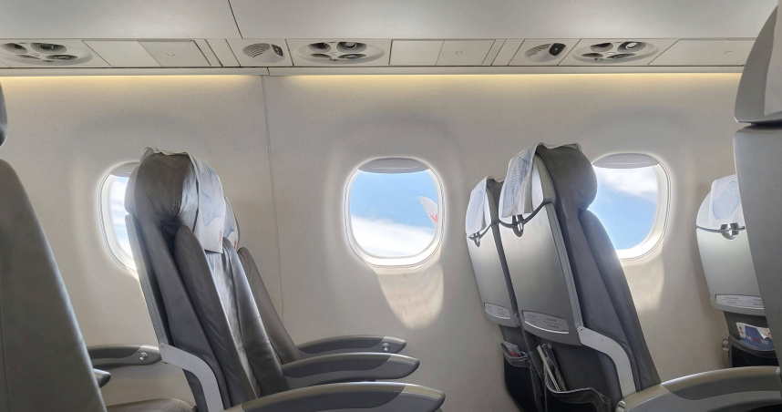 不少人出國會選擇紅眼班機省錢。（示意圖／Pexels）