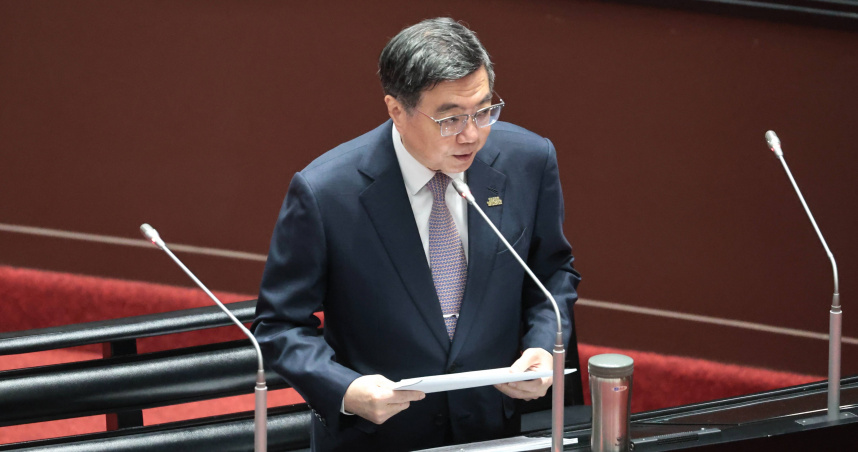 卓榮泰表示，台灣對全世界的產業都有責任，務必要保證提供乾淨、而且穩定無虞的電力供應。（圖／黃耀徵攝）