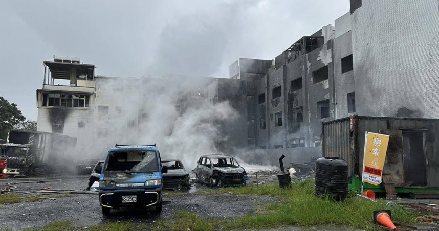 兇手在高雄！台南大爆炸15傷毀11戶　鎂鋁廢棄物遇水釀禍