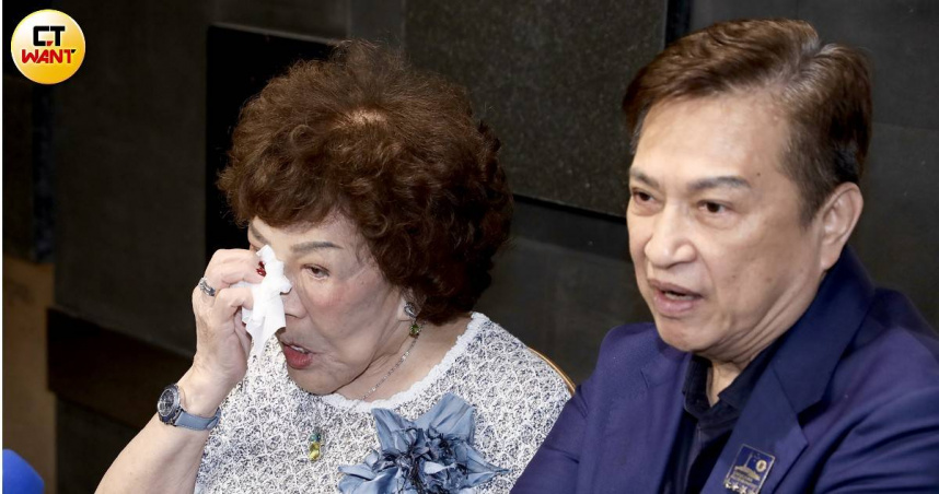 周遊因演藝同仁接連離世　難掩悲痛現場痛哭