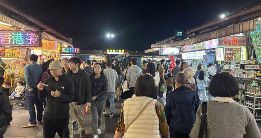 花蓮東大門夜市。（圖／報系資料照）