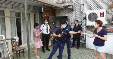 副院長佔頂樓1/台大醫副院長頂樓加蓋出租 不准學童上去放風
