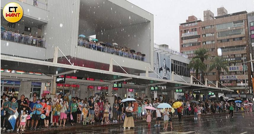 基隆市建築屋齡平均破34年，都更刻不容緩。（示意圖／黃鵬杰攝）