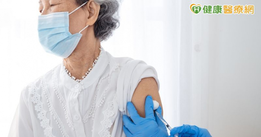 國內新冠肺炎仍處相對高點