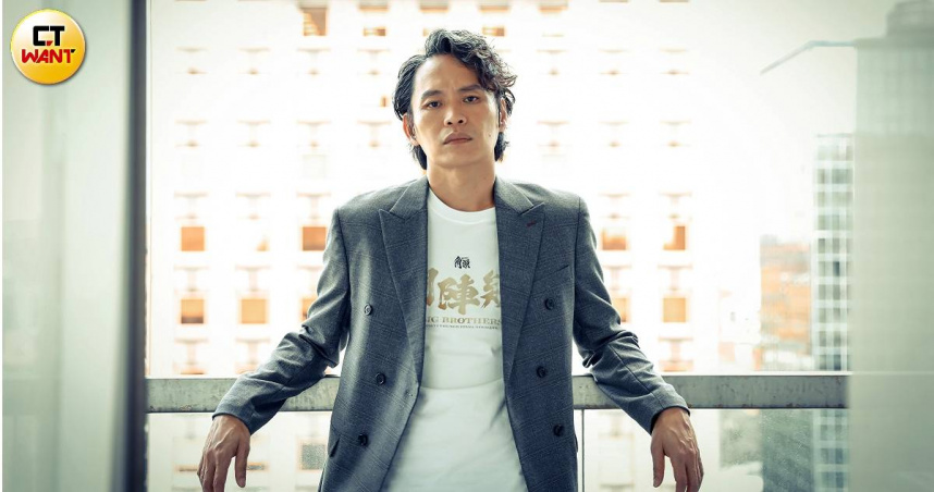 黃鐙輝近來事業運大發，在《角頭－鬥陣欸》有吃重戲份。（圖／侯世駿攝）