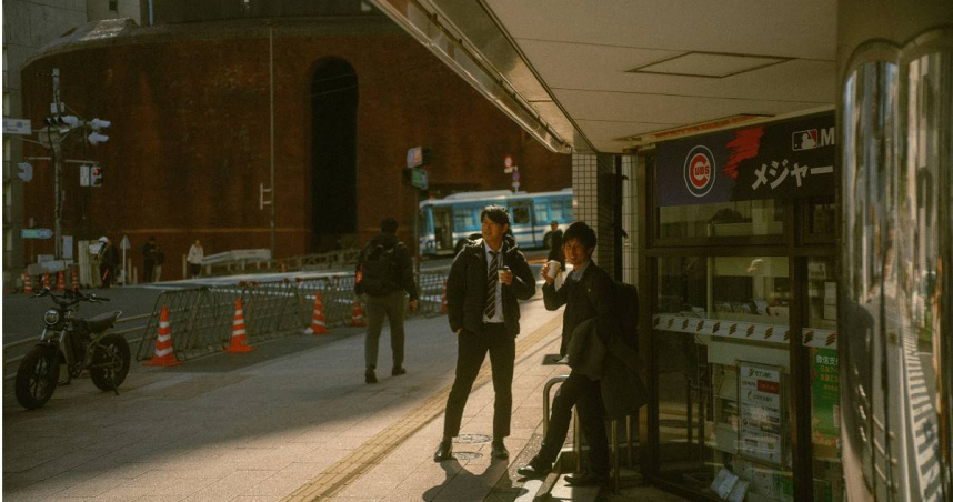 一名旅遊業者控訴，他日前接待某房仲公司的日本沖繩員工旅遊，結果原先沒有跟團的人卻來要求導遊服務，讓全體成員心情大受影響。（示意圖，與當事人無關／Unsplash）