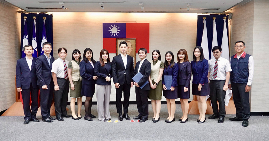 台北市警局與銀行合作，截至今年8月已攔阻18億元，發出119萬攔阻獎金。（圖／翻攝畫面）