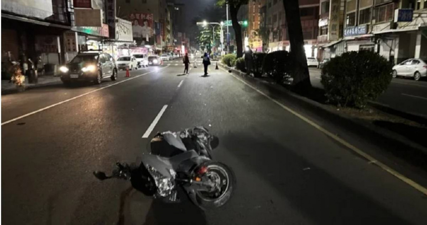 台中市南區今（1）日凌晨傳出死亡車禍。（圖／翻攝畫面）