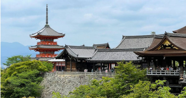 「日本人的歐吉桑」直言，現在京都已經變成「金都」。（示意圖／unsplash）