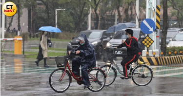 大雨特報解除後天氣仍不穩，華南雲雨影響各地降雨。（示意圖／劉耿豪攝）