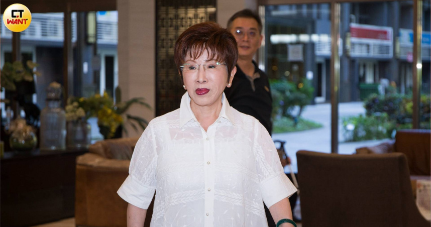 前國民黨主席洪秀柱力挺蔣萬安全連任。（圖／黃威彬攝）