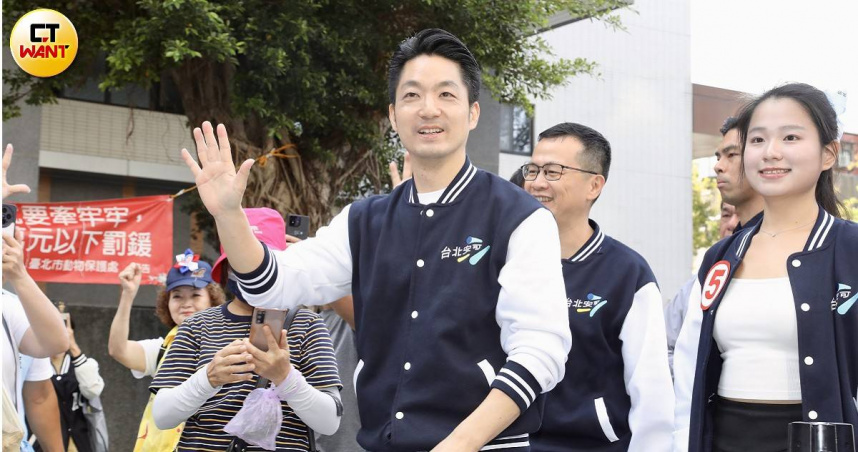 對於抽到5號，蔣萬安表示非常滿意。（圖／方萬民攝）