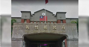 新竹縣某國小總務主任…布置畢典會場不慎踩空 自4樓高墜下傷重不治