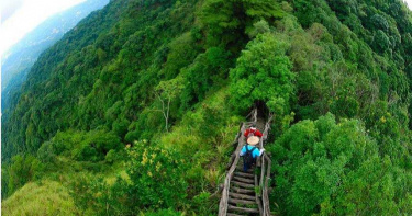 台中大坑5號步道傳雷擊意外 搞烏龍!打雷嚇壞姊妹登山客慘摔斷牙