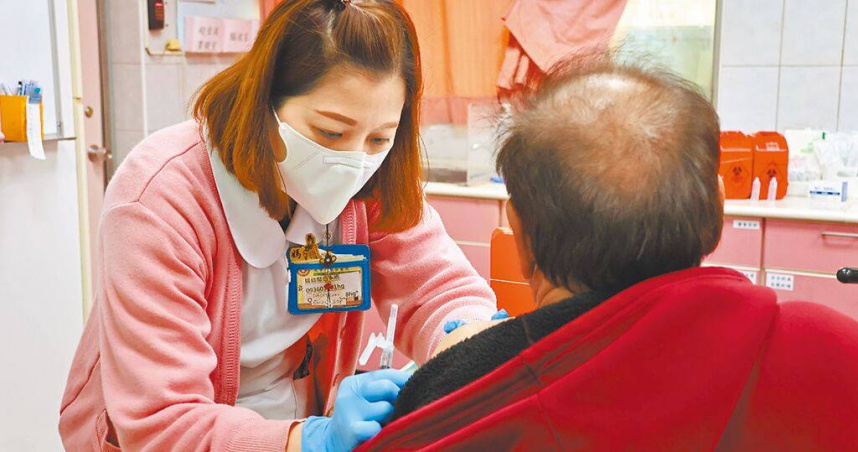 台中市山海線多家私立醫院祭出績效獎金或津貼，留住護理人才，成功守住近期醫護離職潮。（圖／中國時報李京昇攝）