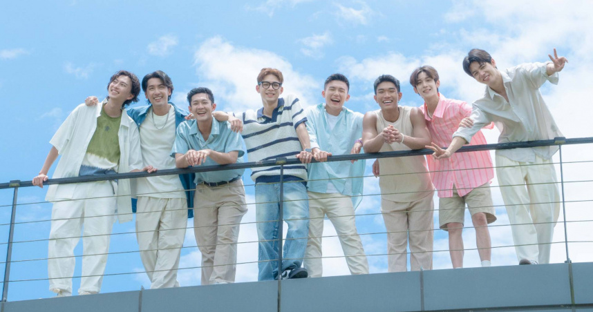 BL實境節目《戀愛Casting》由U:NUS團長高胥崴、Yi Gao、Fumi、Chris、傅俊傑、廖彥龍、陳建宇、Robert共同參與。（圖／轉高高娛樂、滾石提供）