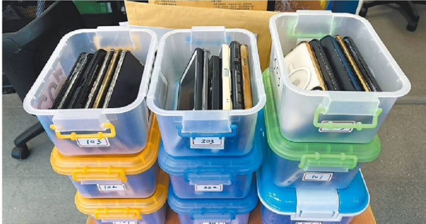教育部預計9月開學實施校園手機集中管理，但強調會尊重各學校的規範與方式。（示意圖／報系資料照）