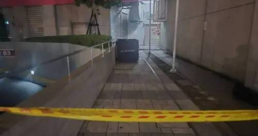 光華商場驚傳墜樓40歲3C男員工身亡。（ 圖／翻攝畫面）