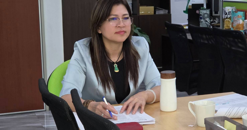 民眾黨立委麥玉珍9日表示，但一個立委的「能力」與使用文字的程度不應該畫上等號。（圖／麥玉珍辦公室提供）