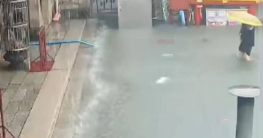 彰化鹿港地區更因排水不良再度水患成災。（圖／翻攝自鹿港天后宮臉書）