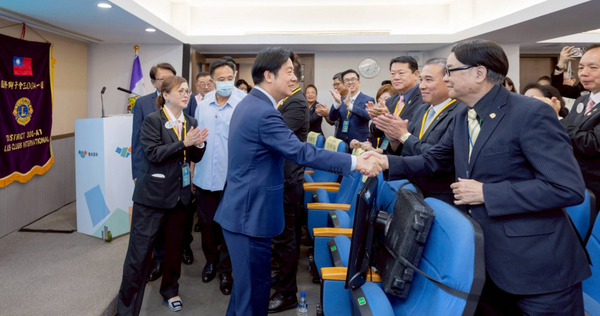 儘管總統賴清德所推動的「團結十講」頻頻掀起爭議，黨內人士仍分析，目前多場演講多聚焦於獅子會等特定社團，實質接觸一般選民的機會有限，因此整理來說有助於鞏固基本盤。（圖／總統府提供）