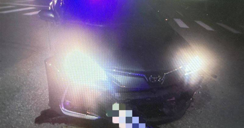 台中龍井深夜22歲騎士慘遭撞斃頭骨粉碎。（圖／翻攝畫面）