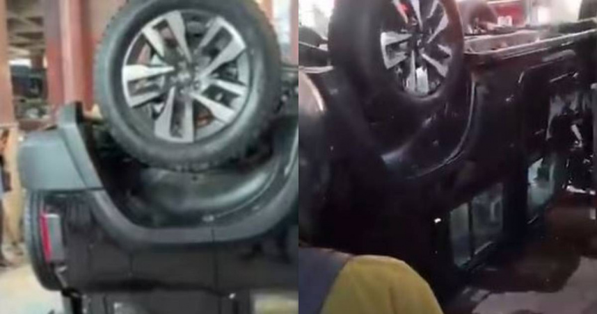 印度東德里Preet Vihar區一家馬亨達（Mahindra）展間近日發生一起離奇意外。（圖／翻攝自India Today）