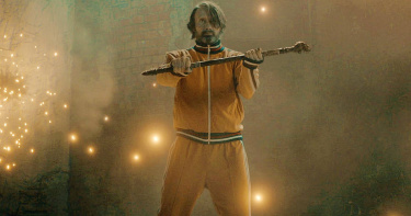 視李小龍為偶像的邁茲米克森，將在片中有大甩雙節棍的橋段。（圖／采昌提供）