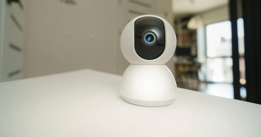 網友分享選購攝影機的趣事。（示意圖／Pexels）