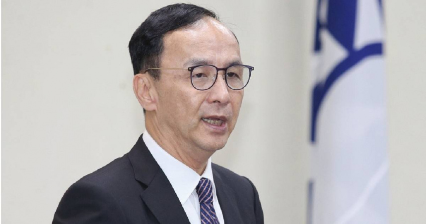 國民黨前主席朱立倫27日出席黨團餐敘並受訪，針對軍購議題表示應尊重民意、審慎判斷。（圖／報系資料庫）