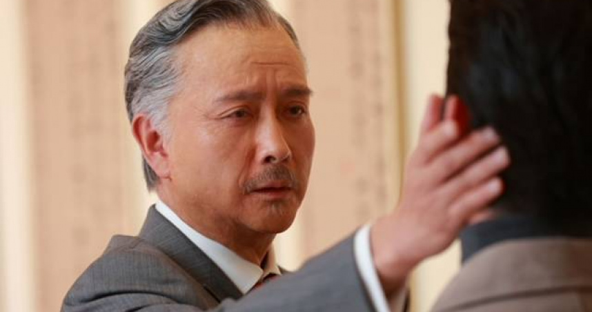 謝君豪在《寒戰1994》中演出首富強大氣勢。（圖／華映提供）
