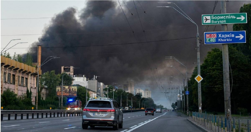 俄羅斯於19日凌晨對烏克蘭首都基輔（Kyiv）發動了自戰爭爆發以來規模最大的彈道飛彈攻勢之一。（圖／達志／美聯社）