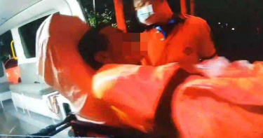不忍久病妻受苦 老翁殺牽手再自戕送醫不治