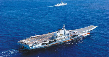 美機進東沙領空! 解放軍雙航母聯合軍演「恐繞台表態」