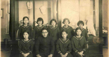 弄丟33張日治老照片 雄女願負責賠償並連3年推廣高雄在地文史教育