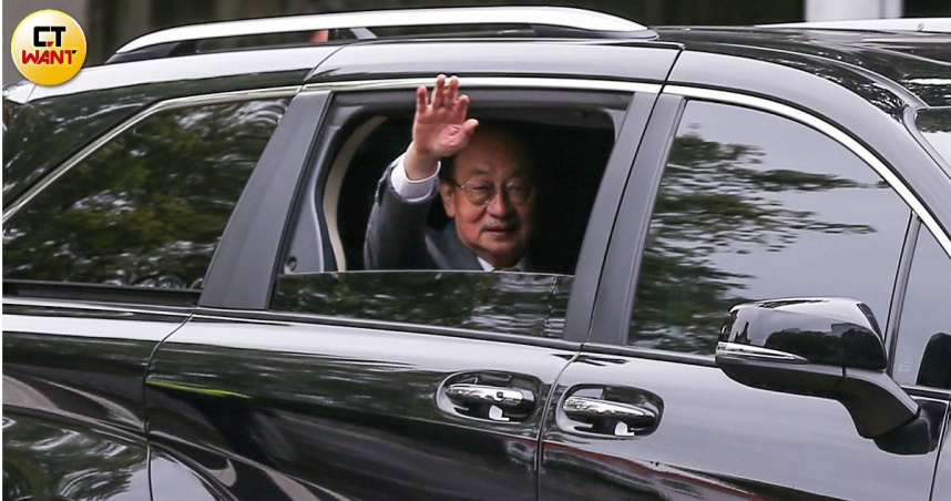 民進黨立院黨團總召柯建銘（圖）近來砲火直對自家立委，立委王定宇直言他「怪怪的」。（圖／黃耀徵攝）