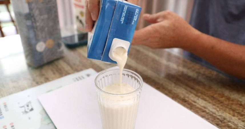 紐西蘭乳品零關稅政策上路後，價格不降反升，通路售價引發質疑。（示意圖／劉耿豪攝）