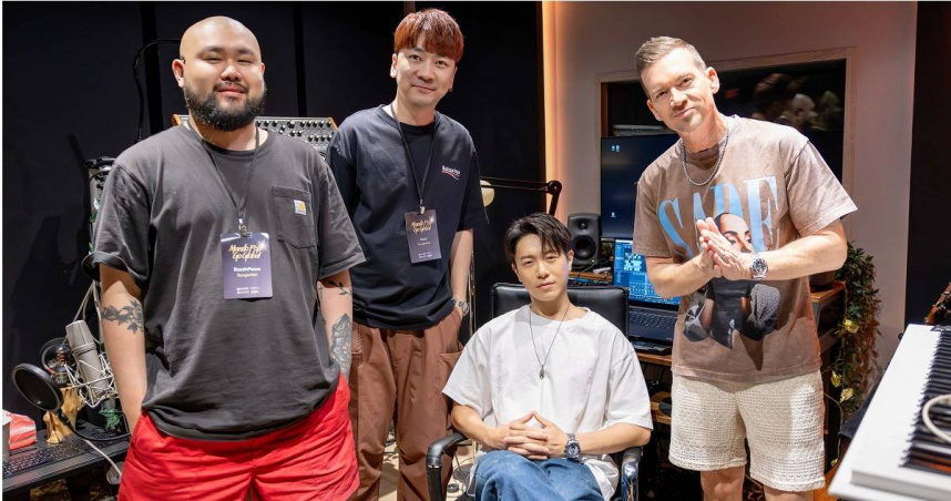RoseInPeace(左起)、Hanz、韋禮安、Damon Sharpe在同一組寫歌。(圖/文策院/WCM提供)