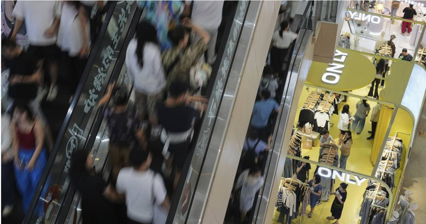 中國經濟在第2季以超出預期的5.2%漲幅實現增長。（圖／達志／美聯社）