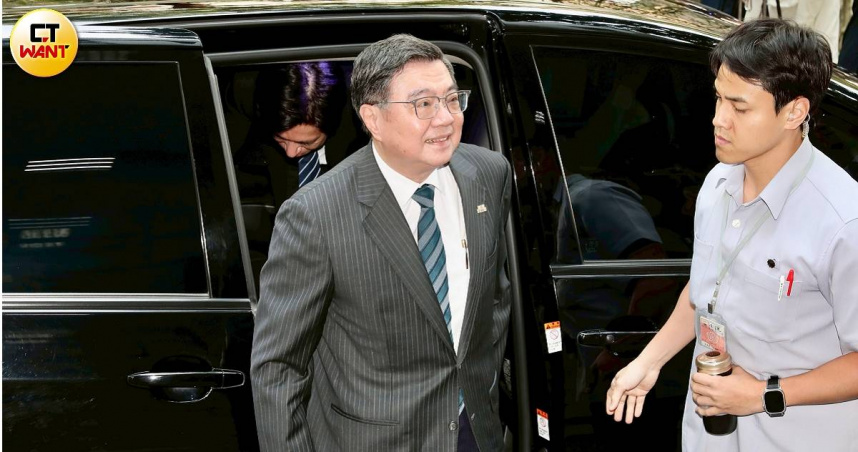 卓榮泰表示，期盼立法院能儘速審查通過總預算，讓人民看見，不分朝野都願意共同努力，讓國家可以大步向前進。（圖／方萬民攝）