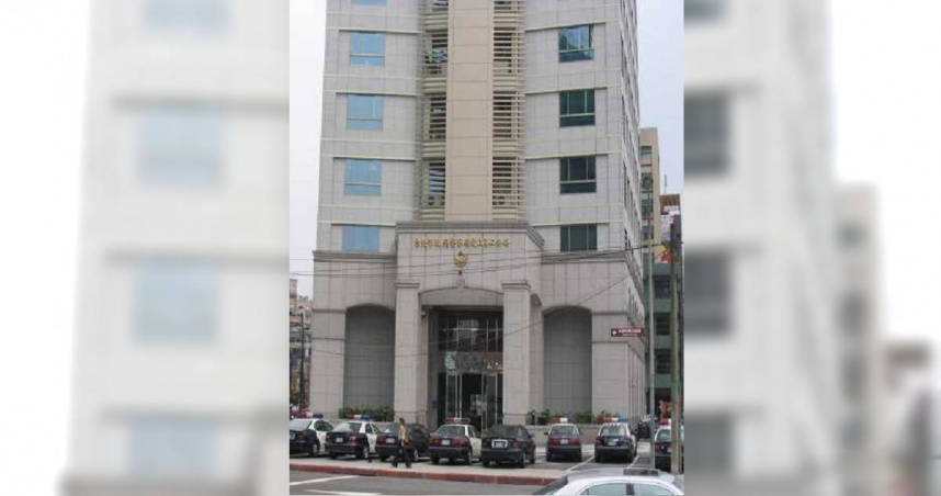 景美河堤驚傳命案　男頸部中刀倒臥血泊中身亡