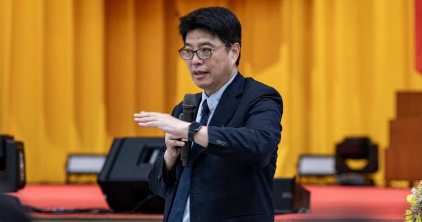 陸委會向陸方表達慰問。圖為陸委會主委邱垂正。（圖／翻攝自陸委會臉書）