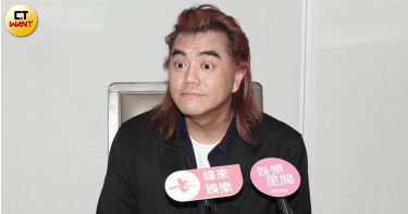 製作人B2出席緯來金鐘慶功宴時首度回應派翠克夜會耳機妹一事。（圖／蘇聖倫攝）