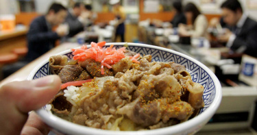 宵夜好夥伴重傷!吉野家虧損25億 擬關閉150家分店