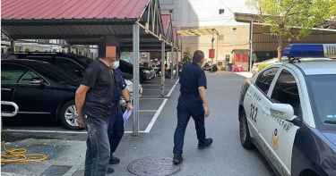 愛的告白遭打槍!莽男酒後失控 竟現場翻桌遭警逮捕