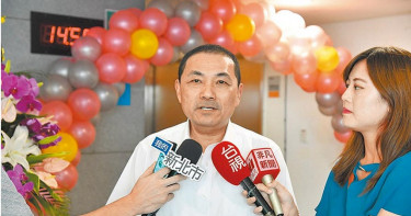 國慶不升旗改爬山 侯友宜:心意一樣就好