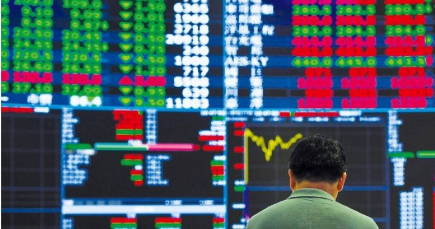 近期新台幣匯率猛烈升值，台灣央行也正研議強化外資匯入監管機制。（圖／報系資料照）