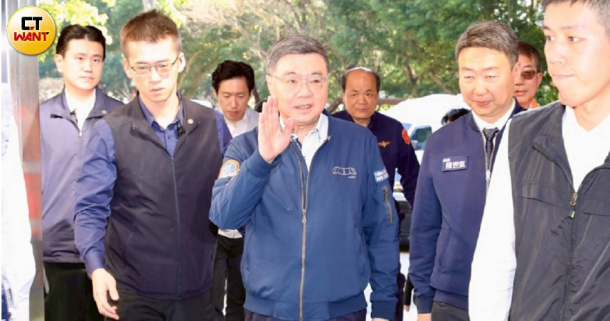 閣揆卓榮泰（圖）相信開年後立法院朝野能理性溝通，加速重要議案審議。（圖／方萬民攝）